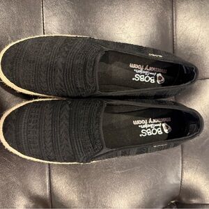 Skechers Black Slip-On Loafers sz 9 1/2
